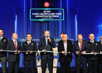 Kamuoyu merak içinde; Mehmet Şimşek, ekonominin başına mı geçecek?