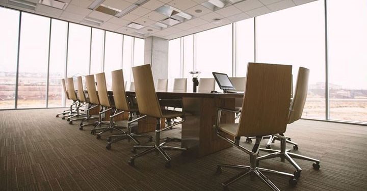 TOBB verilerine göre bu yılın ilk 11 ayında 18 bin 601 şirket kapandı. Geçen yılın aynı dönemine göre artış ise yüzde 49,8.