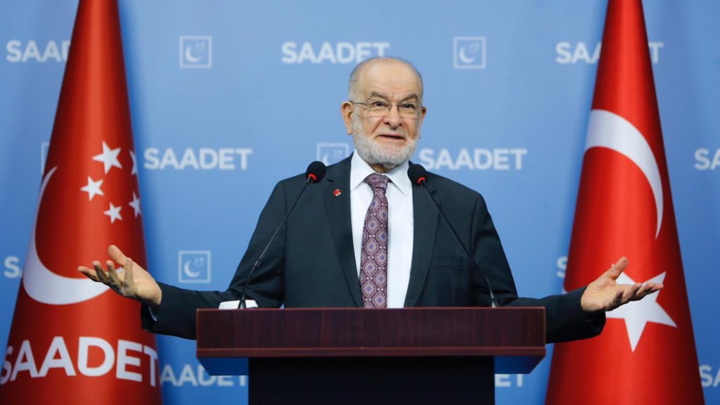 Karamollaoğlu’ndan Erdoğan’a ‘küfe’ yanıtı: Sırtlarında milyarlarca doları taşıyorlar ama…