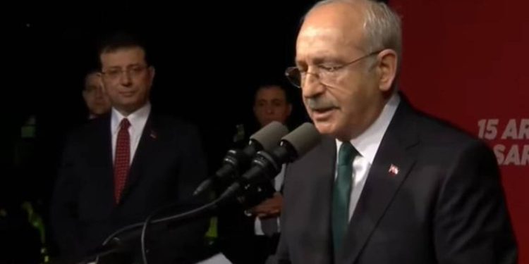 Kılıçdaroğlu 11 madde sıraladı, kalabalığa seslendi: Asla başınızı öne eğmeyin, 6 ay kaldı, iktidar olmak için geliyoruz!
