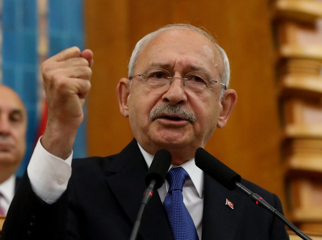 Kılıçdaroğlu: Demokrasi o zaman postalların, bugün kirli sermayenin altında eziliyor