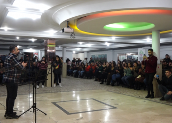 Konser yasak dinlemedi!