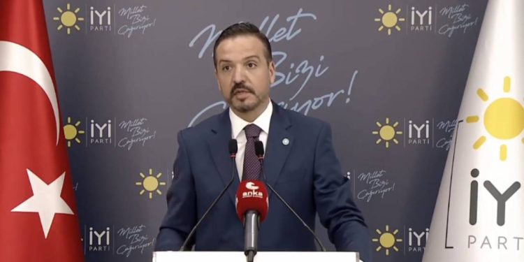 Kürşad Zorlu: Tek ve ortak bir aday dışında bir seçeneği doğru bulmuyoruz