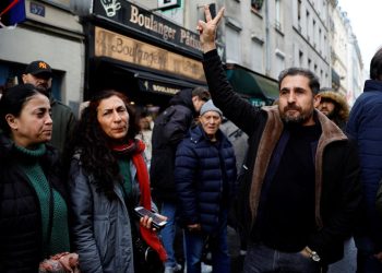 Kürt Demokratik Konseyi Sözcüsü Agit Polat: Fransız yetkililer bizi bir kez daha koruyamadı