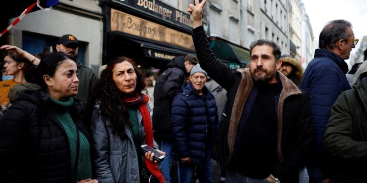 Kürt Demokratik Konseyi Sözcüsü Agit Polat: Fransız yetkililer bizi bir kez daha koruyamadı