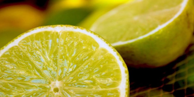 Limonun en değerli yerini çöpe atmışız.. Meğer en faydalı yeriymiş