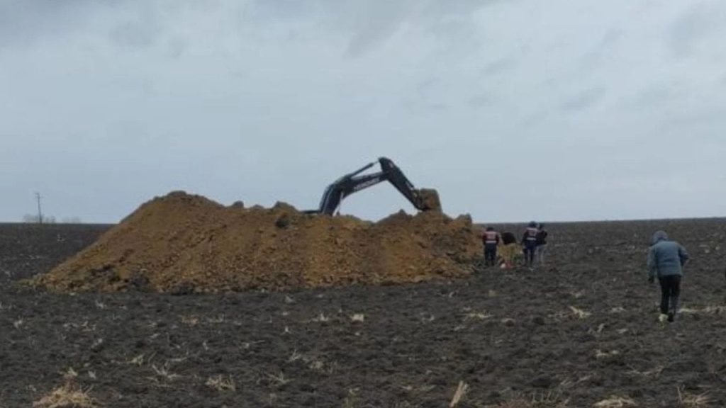 Lüleburgaz'da 'FETÖ'nün altınları' kazısı: Vali, savcı, jandarma devrede!