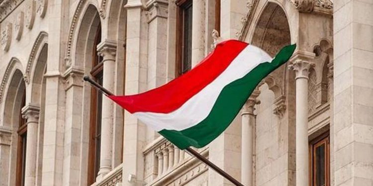 Macaristan ile Ermenistan arasında diplomatik ilişki yeniden kuruldu