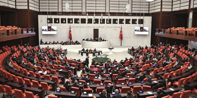 Meclis'te 'Hüseyin Örs' gerilimi: Birleşime ara verildi