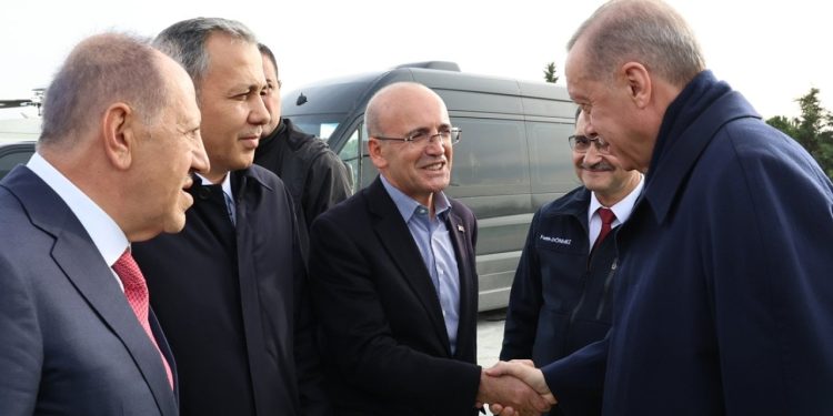 Mehmet Şimşek uzun süre sonra Erdoğan'la fotoğraf verdi