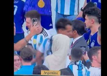 Messi'nin kupa töreninde Nusret'e yaptığı hareket sosyal medyanın gündeminde