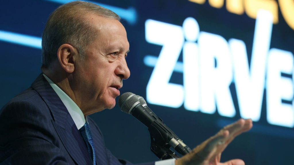 Muhafazakar dergiden çarpıcı Erdoğan yorumu: 'Güvenilmez ve tehdit oluşturan biri'