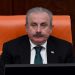 TBMM Başkanı Mustafa Şentop, 6 Nisan’dan önce erken seçim kararı beklemediğini söyledi. Bu tarih AKP ve MHP’nin hazırladığı yeni seçim yasasının da yürürlüğe gireceği tarih.