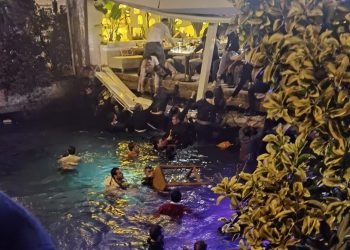 Müşterileri denize dökülen restoran iki kez mühürlenmiş