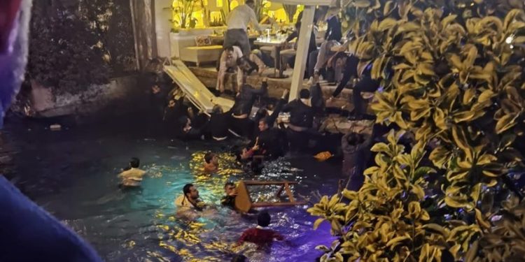 Müşterileri denize dökülen restoran iki kez mühürlenmiş