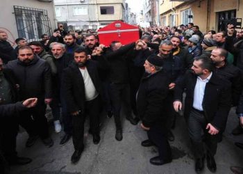 Öldürülen  eski Ülkü Ocakları Başkanı Sinan Ateş'in cenazesi Bursa'dan kaldırıldı