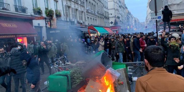 Paris Emniyet Müdürü’nden açıklama: Eylemciler kışkırtıldı