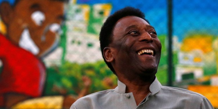 Pele'nin ailesi Noel için hastanede bir araya geldi