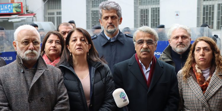 Pervin Buldan: Ferhat Encü’ye polisin attığı tokat Roboski halkına da atıldı