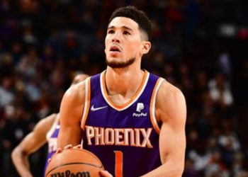 Phoenix Suns, Devin Booker'dan gövde gösterisiyle New Orleans Pelicans'ı devirdi