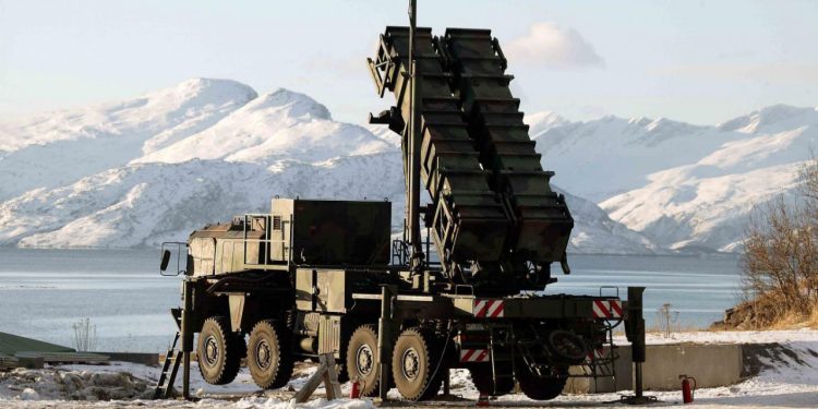 Polonya, Almanya'nın önerdiği Patriotları ülkeye kuracak