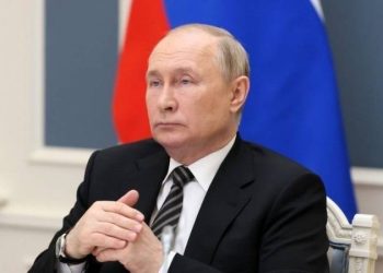 Putin, Rus petrolüne tavan fiyat uygulayanlara petrol satışını yasakladı