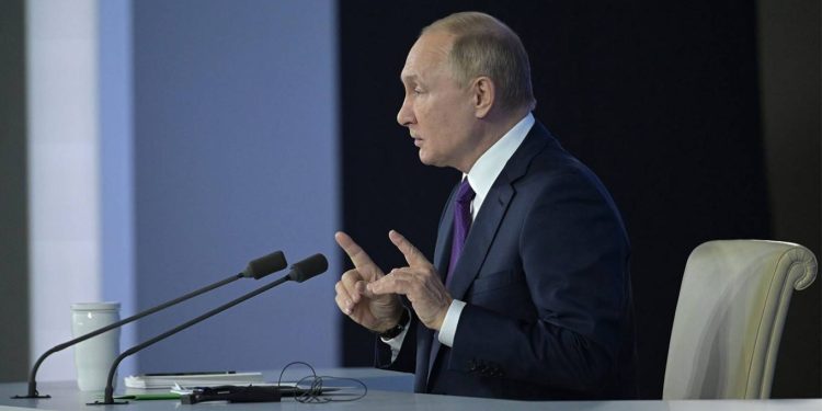 Putin, geleneksel basın toplantısını 10 yıldır ilk kez iptal etti