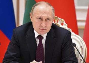 Putin'den karşı yaptırım: Tavan fiyat uygulayan ülkelere petrol satışı yasaklandı