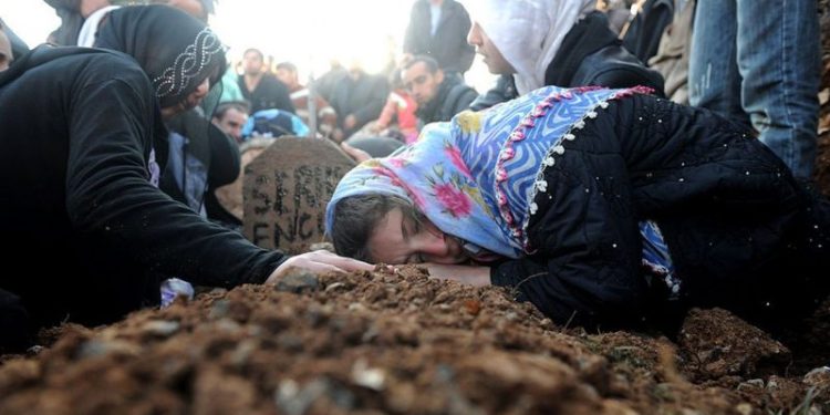 Kamuoyunda "Roboski Katliamı" olarak bilinen olayda 17'si çocuk 34 kişi hayatını kaybetti.