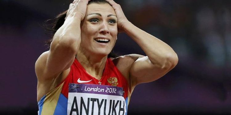 Rus atlet Antyukh'un Londra 2012'deki altın madalyası elinden alındı