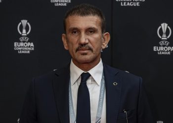 Rüştü Rençber'den istifa kararı