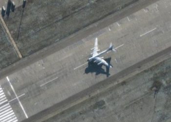 Kremlin, Ukrayna'nın silahlı insansız hava aracıyla (SİHA) Rusya'nın güneyindeki Engels Hava Üssü'ne düzenlediği saldırıda üç kişinin öldüğünü açıkladı.