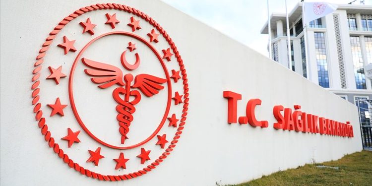 Sağlık Bakanlığı, SGK’dan aldığı avansla faturalarını ödemiş