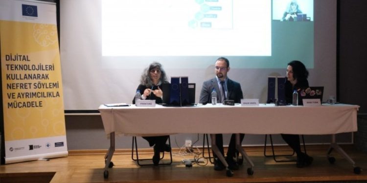 Sansür yasası tartışılıyor: Seçim günü internet kapatılabilir
