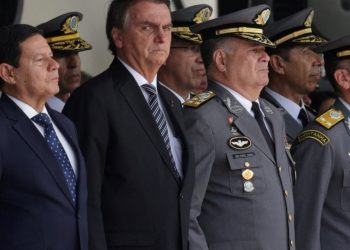 Seçimleri kaybeden aşırı sağcı Bolsonaro: Ordumuz sosyalizmin önündeki son engel