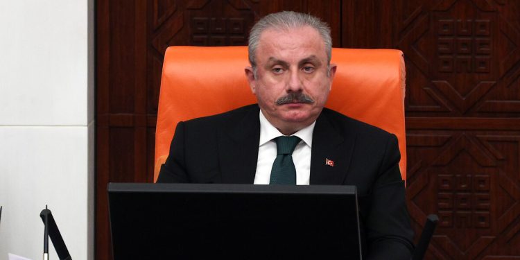 Şentop’tan başörtüsü teklifine ilişkin açıklama: Meclis’te çözülmesi herkesi memnun edecektir