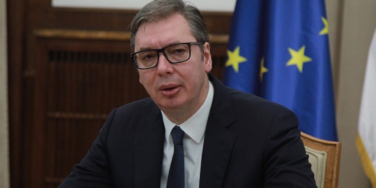 Sırp lider Vucic: Masada olmazsanız menüde olursunuz