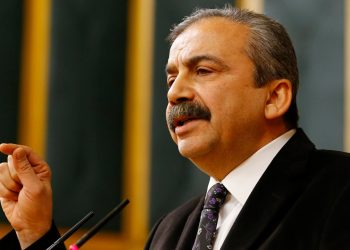 Sırrı Süreyya Önder'den Demirtaş'ın iddiasına yanıt: Görüşme talebi olduğu doğru