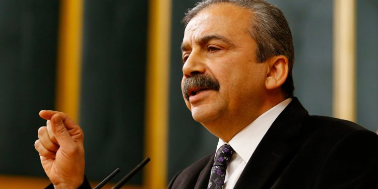 Sırrı Süreyya Önder'den Demirtaş'ın iddiasına yanıt: Görüşme talebi olduğu doğru