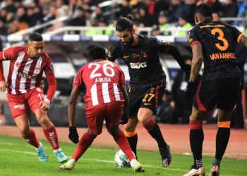 Sivasspor-Galatasaray maçına soruşturma!