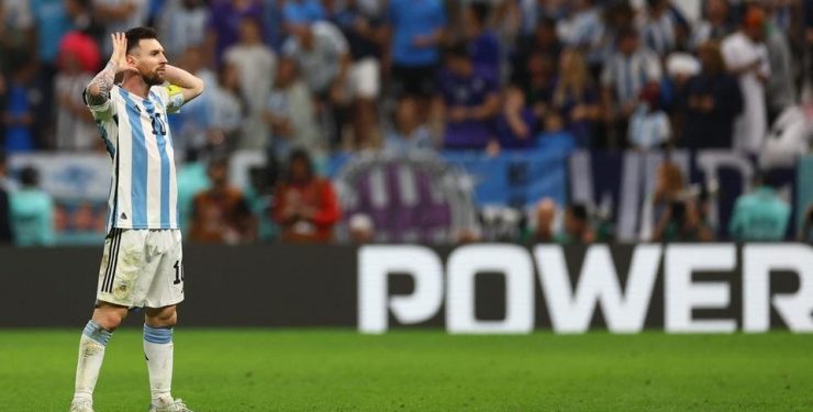 2014 ve 2018 dünya kupalarının kimin kazanacağını doğru tahmin eden bir ekonomist, bu yıl Katar’da düzenlenen turnuvanın finalinde İngiltere ile Arjantin’in oynayacağını ve İngiltere’nin kaybedeceğini öne sürdü.