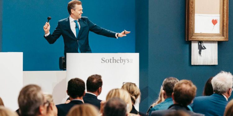 Sotheby’s 2022’de tarihinin en büyük ikinci gelirini elde etti