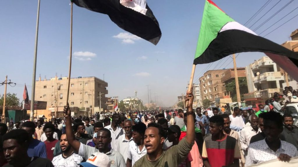 Sudan'da ordu ile siviller yeni anlaşma imzaladı