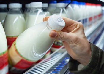 Sütün litresine 1 TL zam daha; 5 litre süt 90 TL