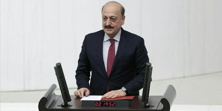 TBMM'de konuşan Bakan Bilgin'den EYT ve asgari ücret açıklaması