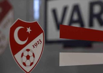 Türkiye Futbol Federasyonu (TFF) Başkanı Mehmet Büyükekşi, yabancı Video Yardımcı Hakem (VAR) getirmek için görüştükleri ülkelerden olumlu yanıt alamadıklarını söyledi.