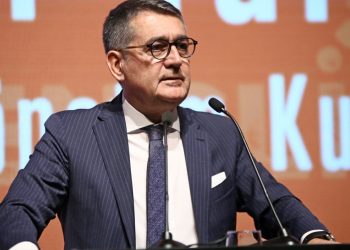 TÜSİAD Başkanı Turan: Yüksek enflasyon ekonomik hedefleri zorlaştırıyor