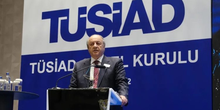 TÜSİAD YİK Başkanı Özilhan: En büyük öncelik enflasyon olmalı