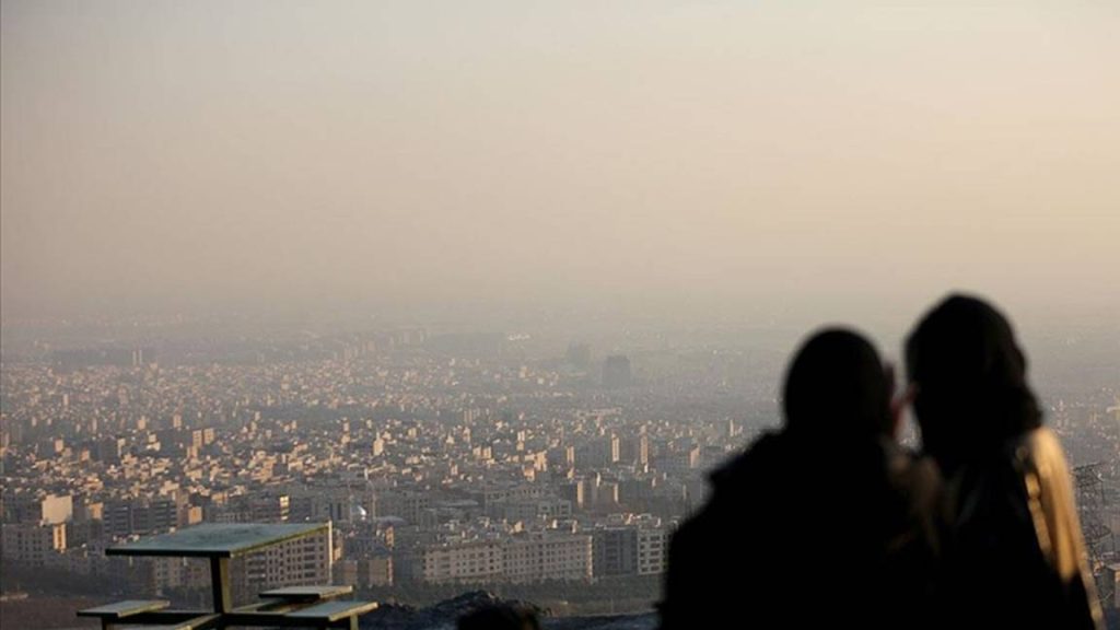 Tahran’da hava kirliliği nedeniyle okullar 2 gün daha tatil edildi