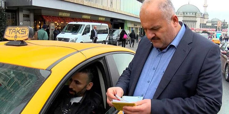 Taksiciler odasından Taksim'de taksi denetimi: Nereye gidiyorsunuz diye sormadan yolcularını aldılar